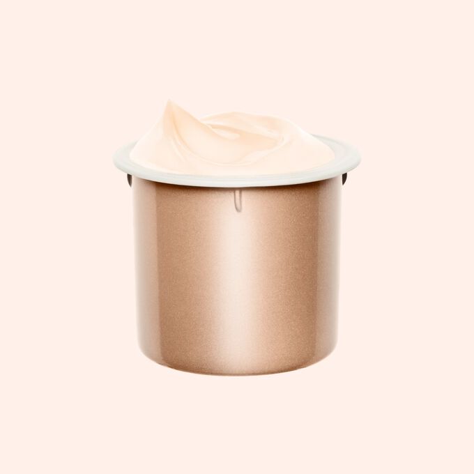 Packshot of the Extra Firming Day cream with SPF skin refill shot on a light pink background