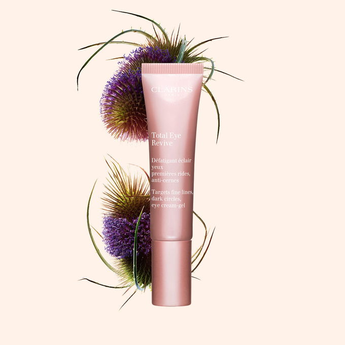 Clarins eye cream with plant-based caffeine to target dark circles, reduce puffiness, and smooth the eye contour area.