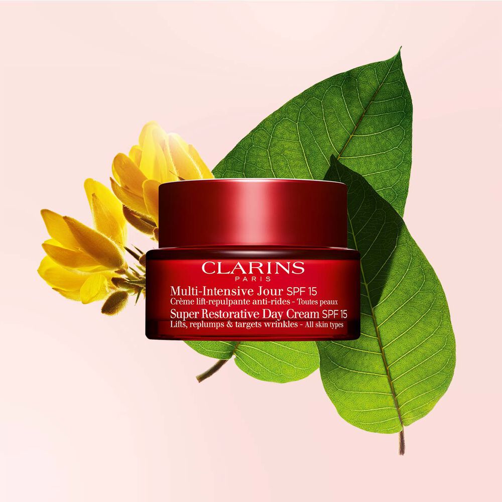 Super-Restorative Day Cream SPF15 packshot with ingredient