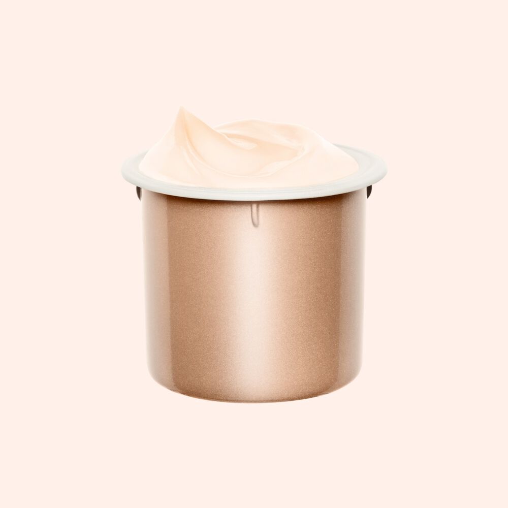 Packshot of the Extra Firming Day cream for all skin type refill shot on a light pink background