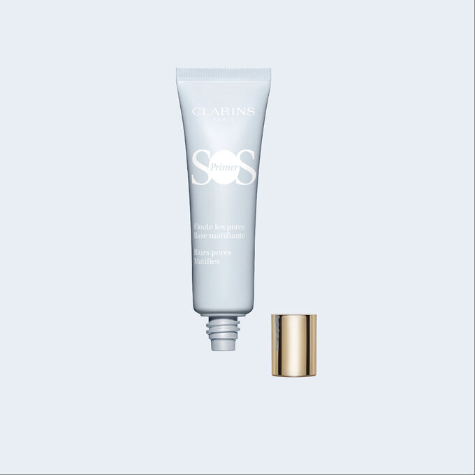 Packshot of SOS Primer Mattifying by Clarins with text emphasising its 40% recycled plastic tube.
