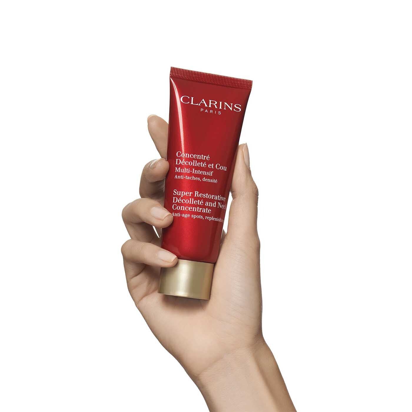 Super Restorative Décolleté and Neck Concentrate | CLARINS®