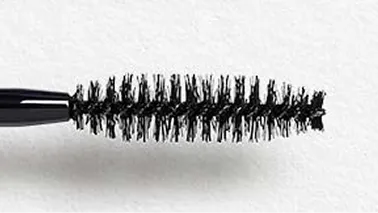 Wonder Perfect 4D waterproof mascara's brush, for a multidimensional lashes effect